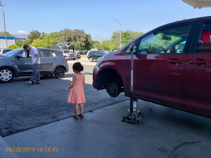 Tire repair service request